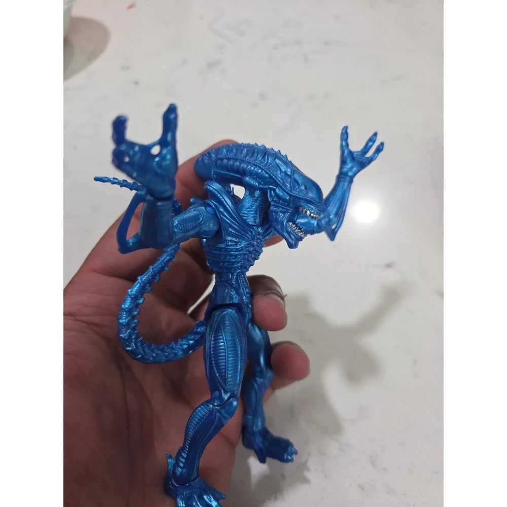 2019 Blue Metallic Xenomorph Alien From Aliens Movie